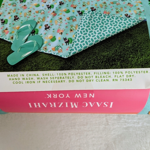 Outdoor Blanket Frenchie Pug Corgi Doxie Water Repellent 50" x 60" Aqua NWT - Picture 15 of 16